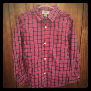 Old Navy red and black boys flannel shirt. EUC.